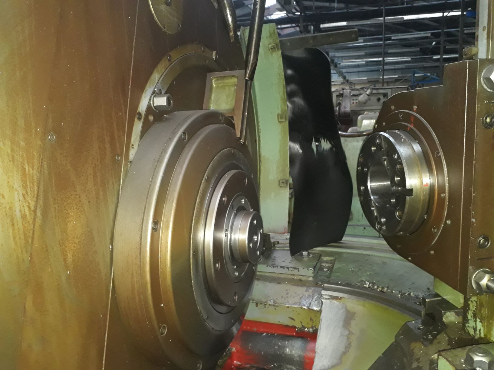 SARATOV SZTS 528C GEAR CUTTING MACHINE  1964